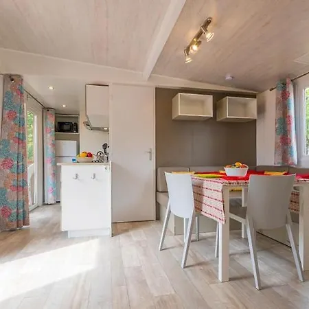 Кемпинг La Vallee *